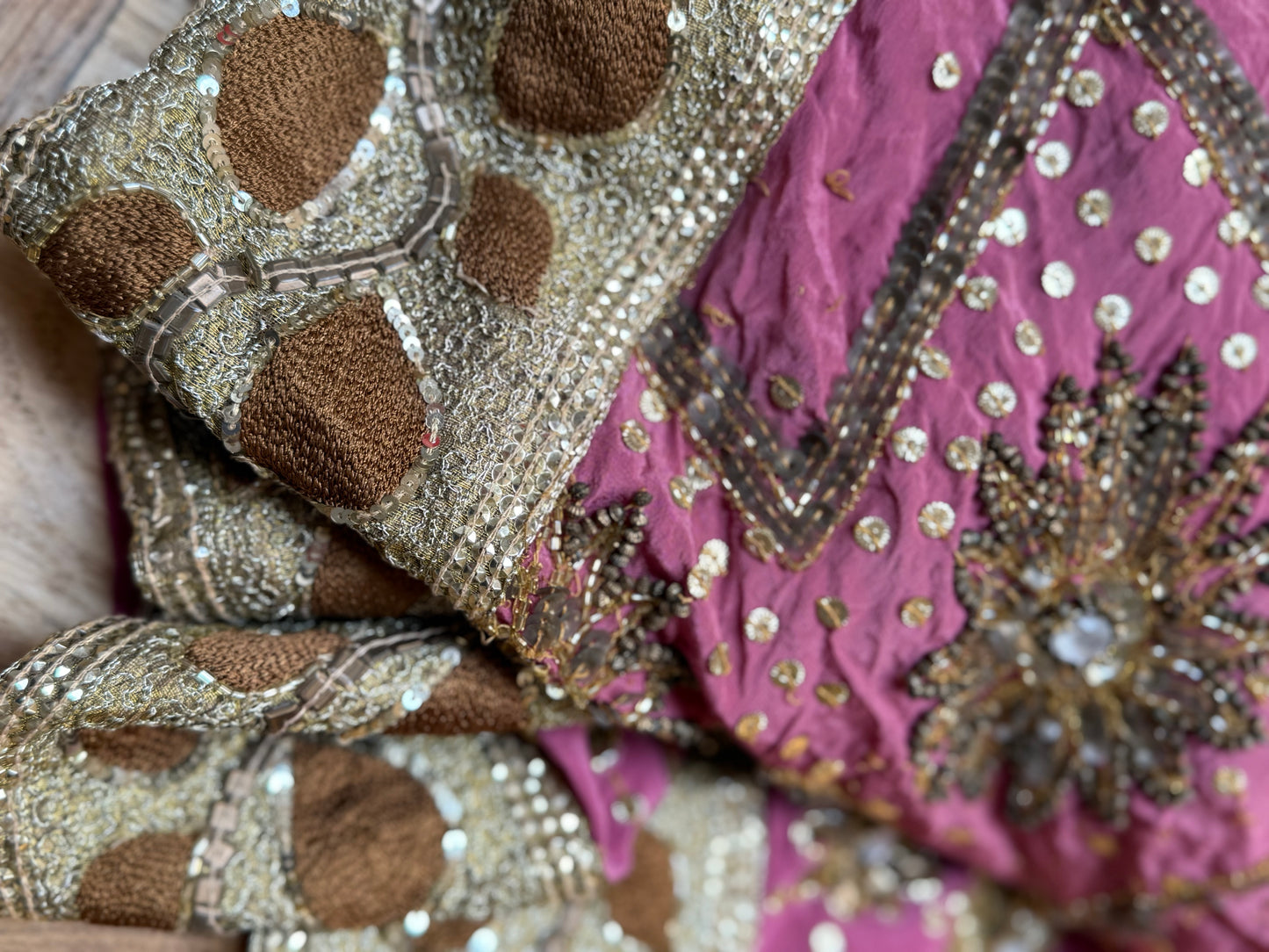 PURE SILK full sari. Unique. Heavily beaded. Vintage saree. SOLD OUT