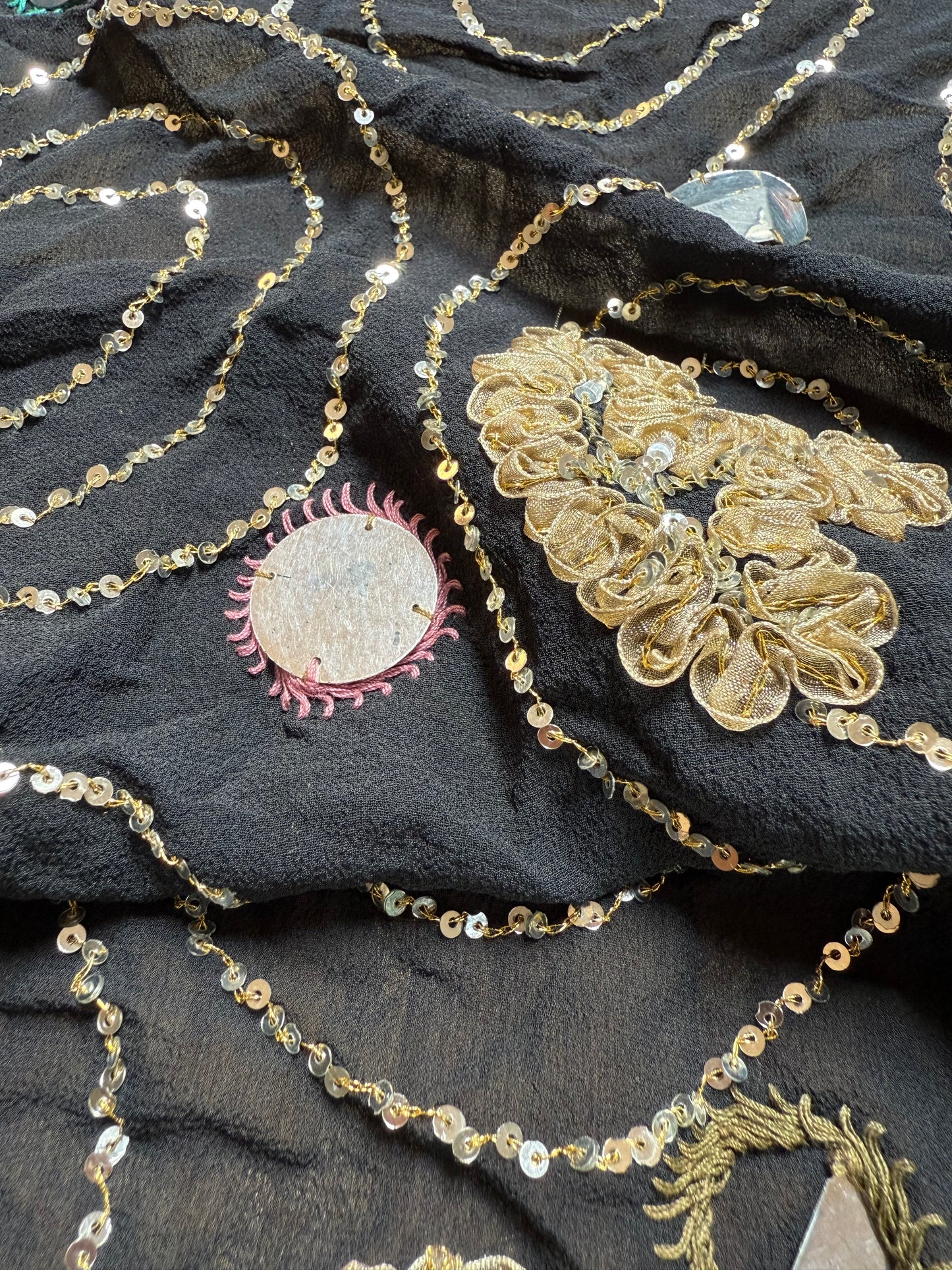 PURE SILK full sari. Unique. Heavily beaded. Vintage saree.