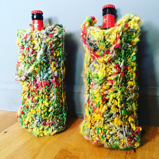 Free crochet bottle bag pattern!