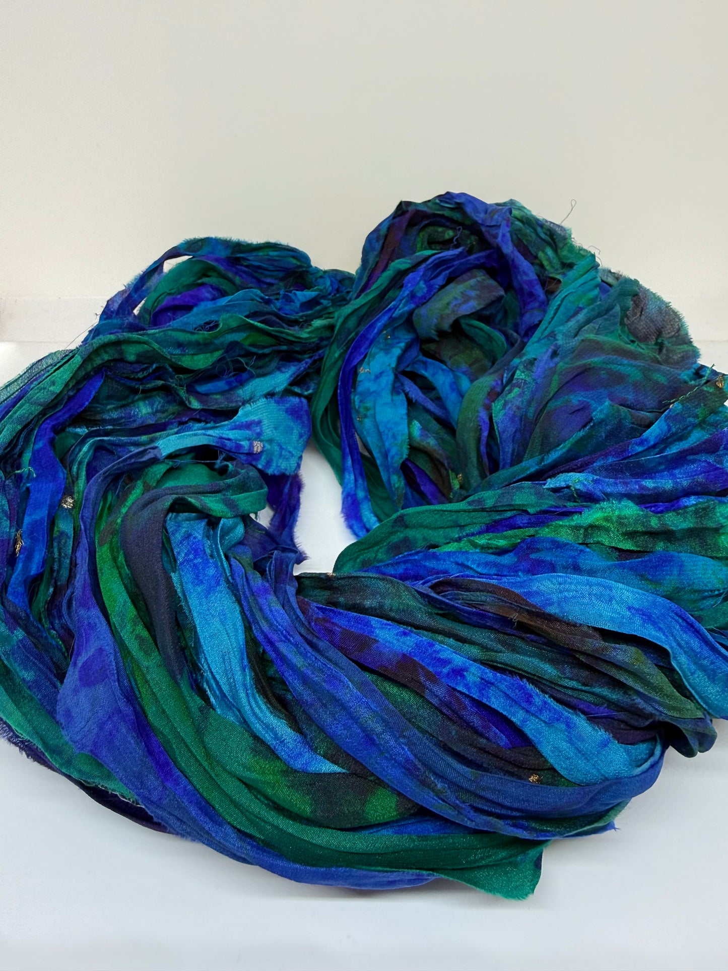 Sari Silk Ribbon – pure silk | hand painted. Weaving and fibre art.