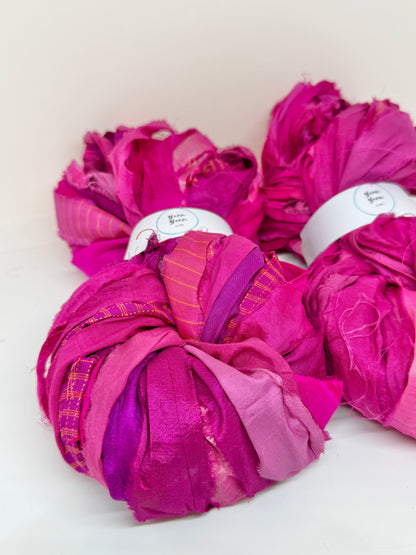 Sari Silk Ribbon Yarn – Pink Medley. Weaving and fibre arts.