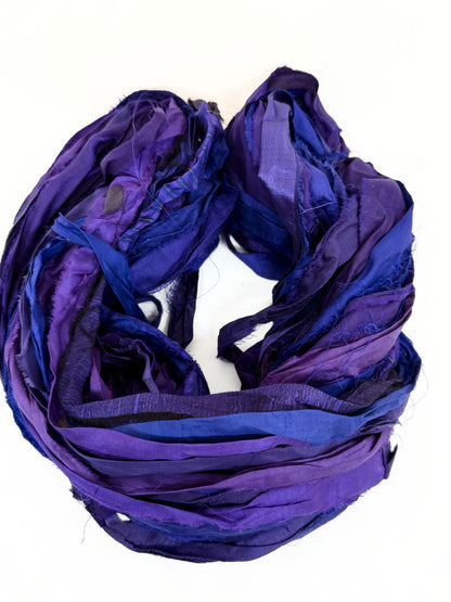 Sari silk ribbon, ink blue - Fibre Arts.