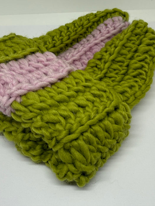 Crochet beanie in pine green and rose pink Norwegian wool.