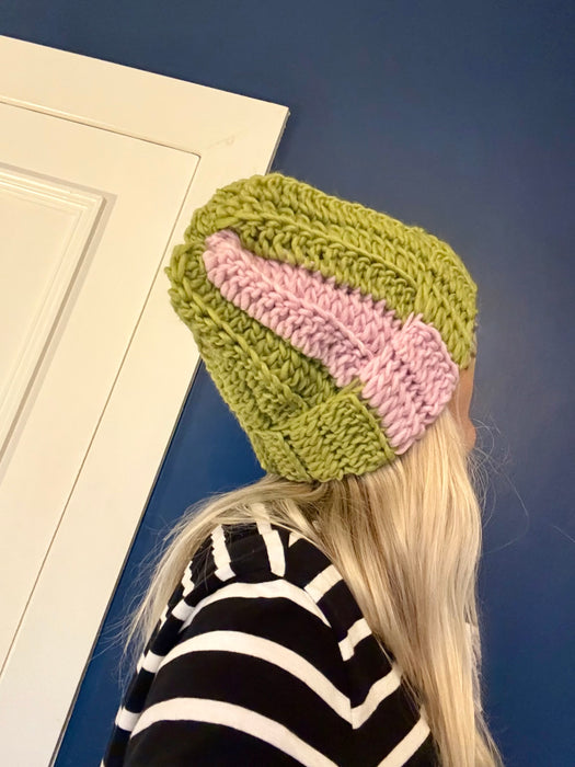 Crochet beanie in pine green and rose pink Norwegian wool.