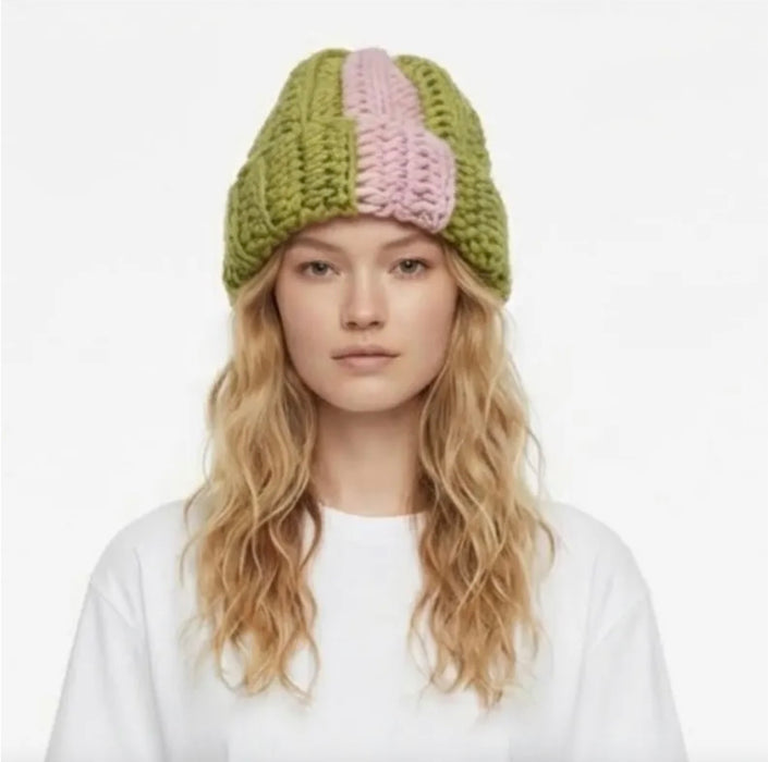 Crochet beanie in pine green and rose pink Norwegian wool.