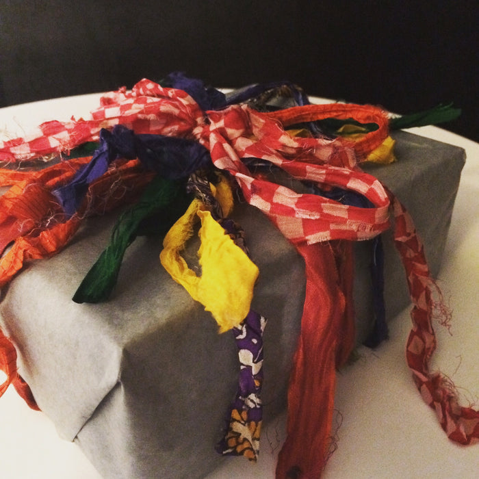 Mixed bag of loose ends, sari silk RIBBON. 100g