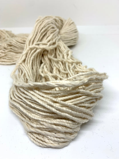 Organic chemical free cotton yarn. Khadi Movement.